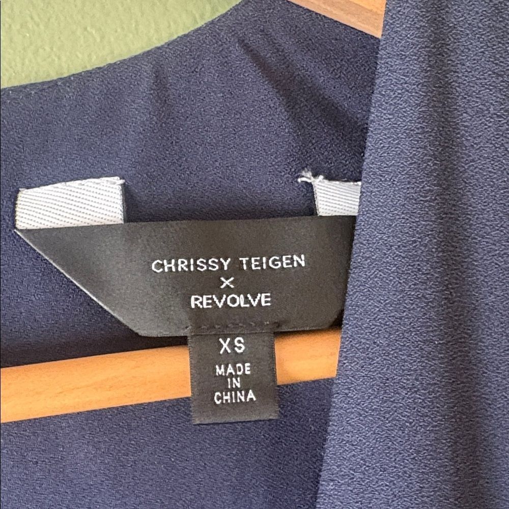 Chrissy Teigen X Revolve Luna Long Sleeve Tiered Ruffle Dress Navy Sz XS - Picture 5 of 9